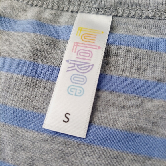 NWT LulaRoe Lynnae Gray Blue Striped Tunic Top Long Sleeve S - Picture 4 of 7